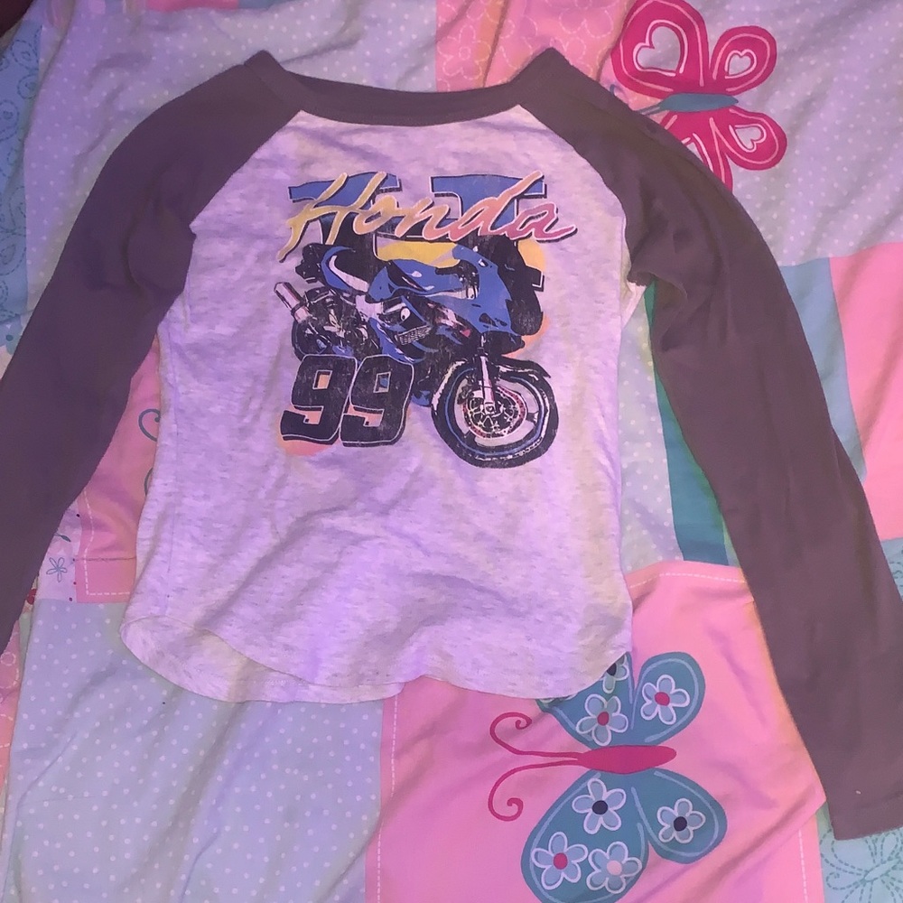 Long Sleeve Shirt - Gray and White